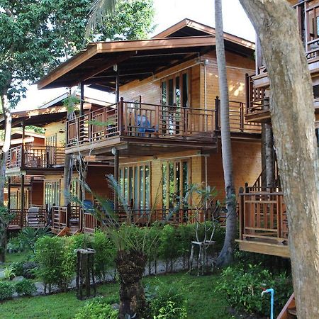 Longbay Lipe Hotel Bagian luar foto