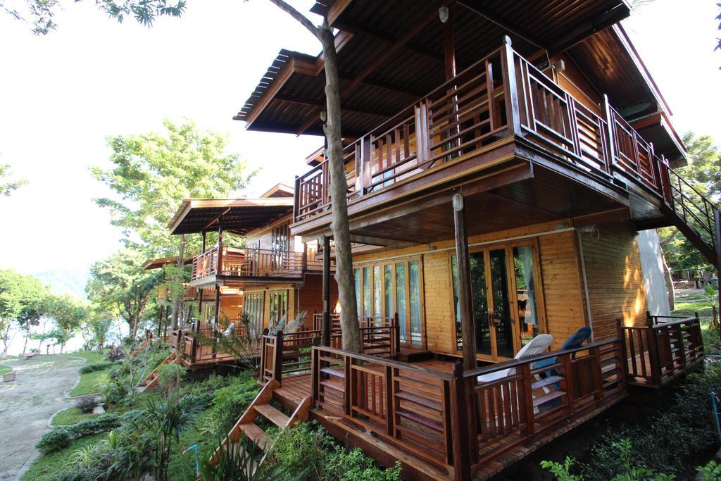 Longbay Lipe Hotel Bagian luar foto