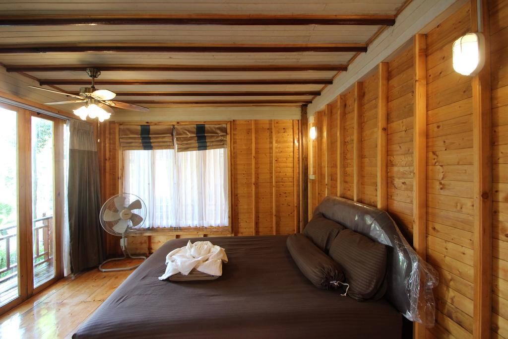 Longbay Lipe Hotel Bagian luar foto