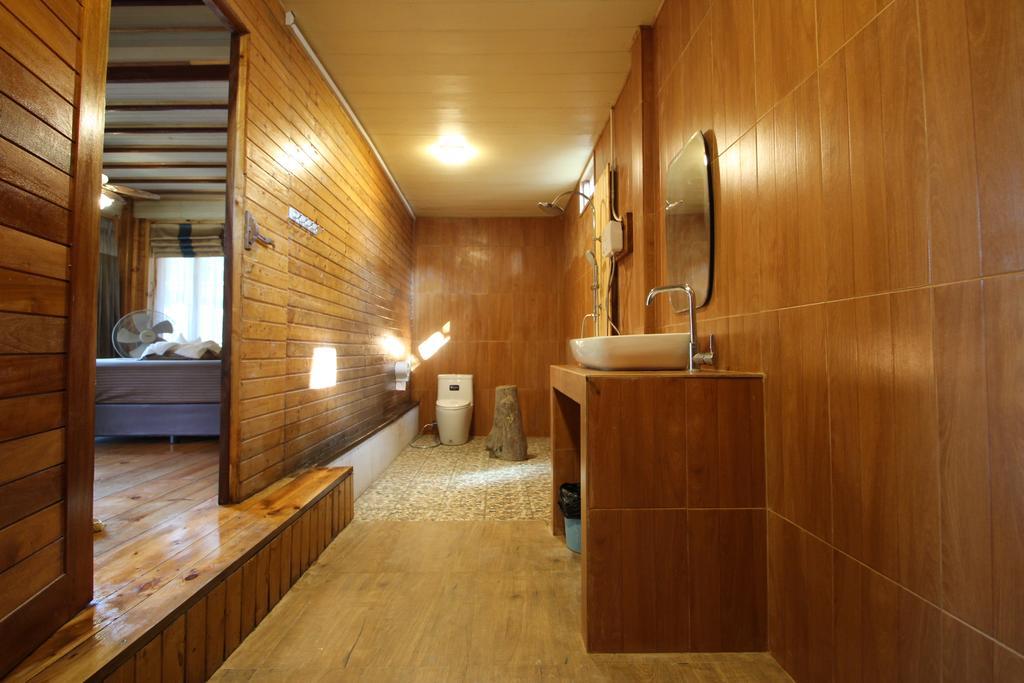 Longbay Lipe Hotel Bagian luar foto