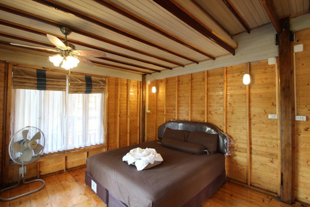 Longbay Lipe Hotel Bagian luar foto